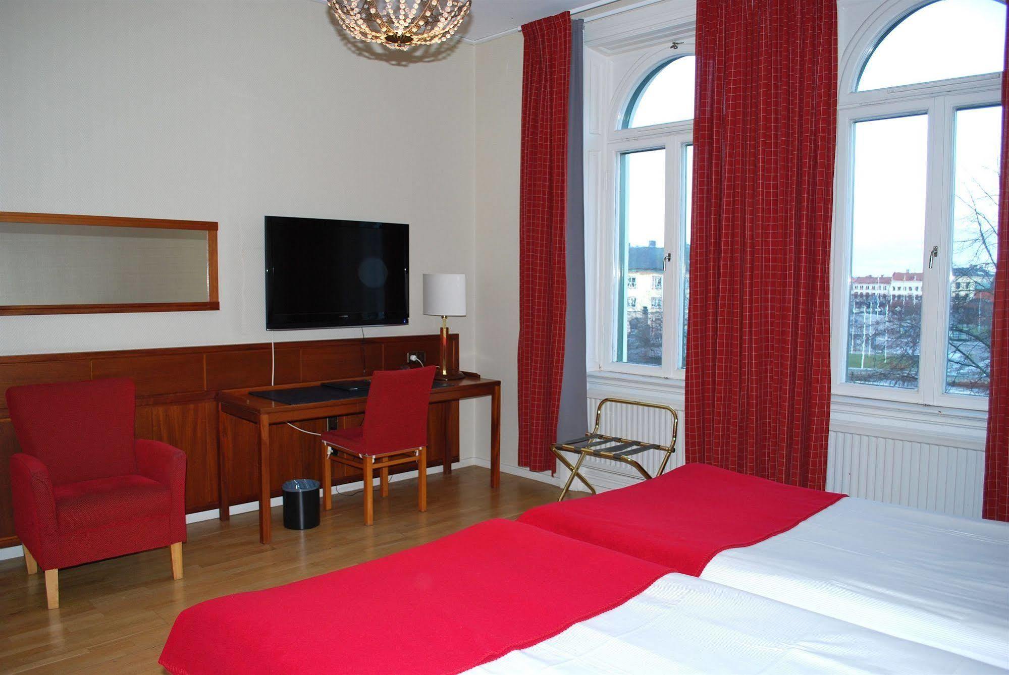 Stadshotellet Lidkoeping Buitenkant foto